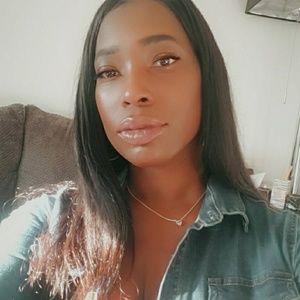 Meet your Posher, Charmaine